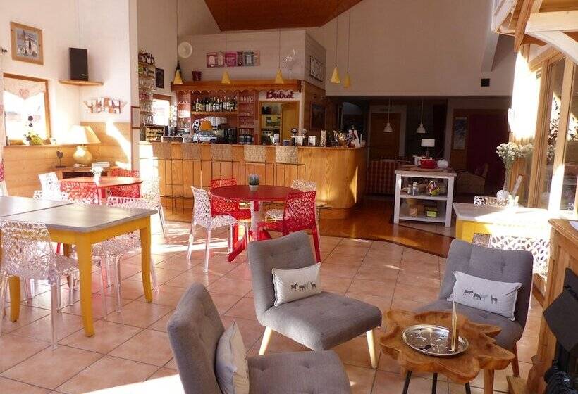 Locations Appartements & Chalets   Village Piéton, Vue Glaciers