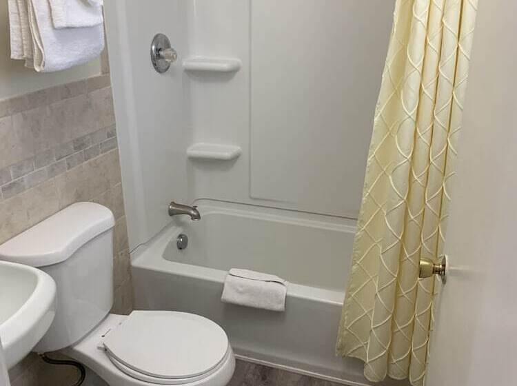 모텔 Hampton Motor Inn