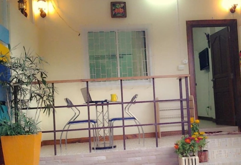 膳宿费 7 Colors House