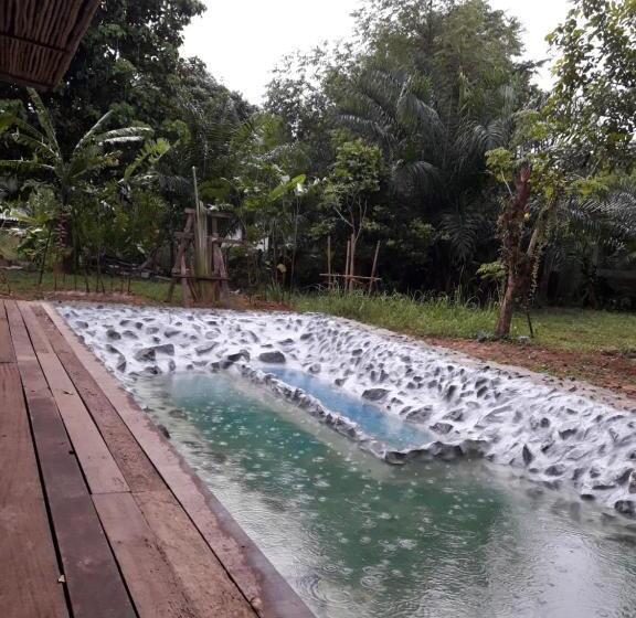 펜션 Baan Hotelier Resort