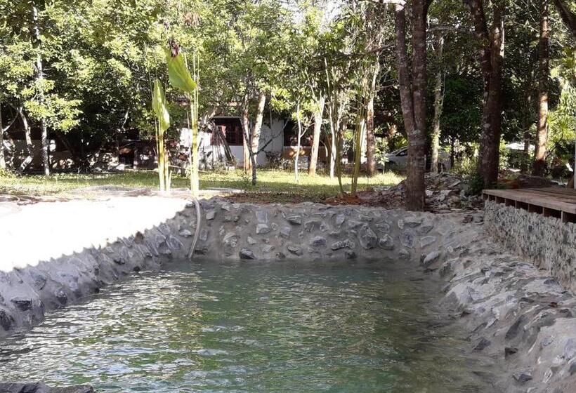 펜션 Baan Hotelier Resort