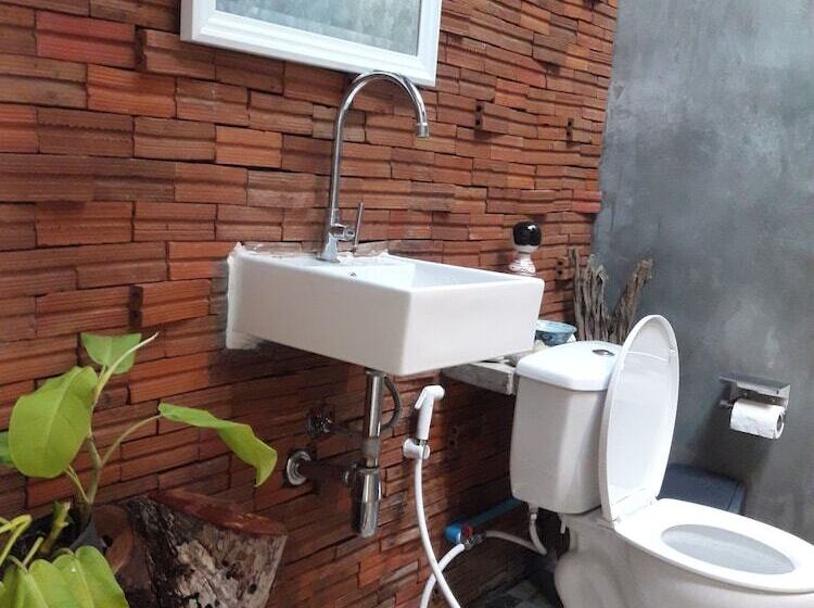 Пансион Baan Hotelier Resort