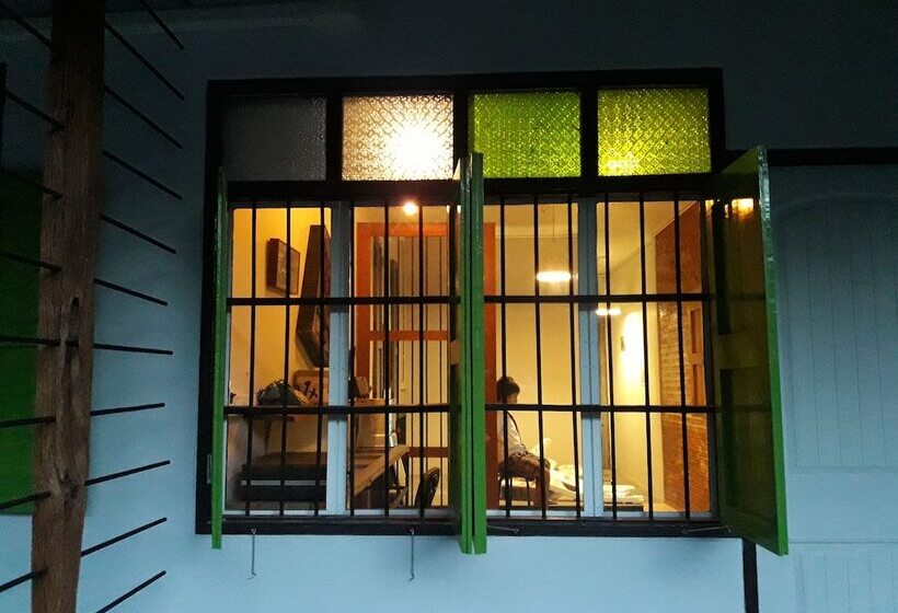 펜션 Baan Hotelier Resort