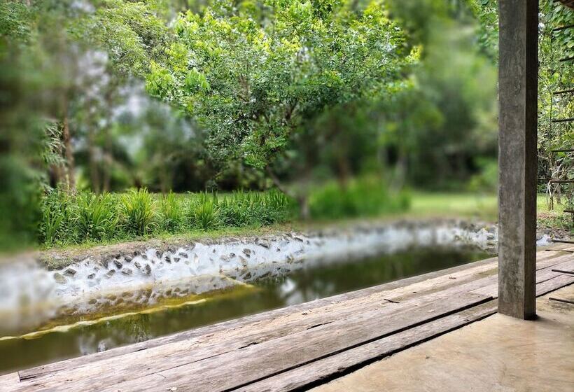 펜션 Baan Hotelier Resort