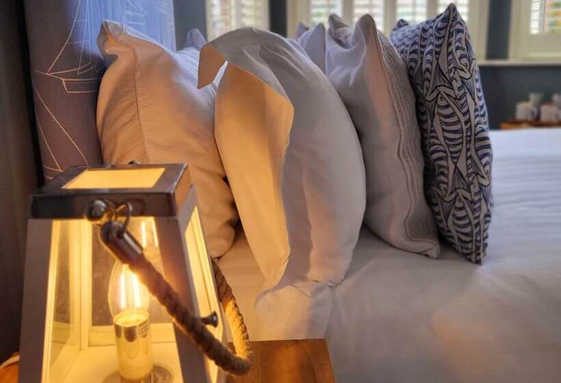 פנסיון Belle Vue Guest House