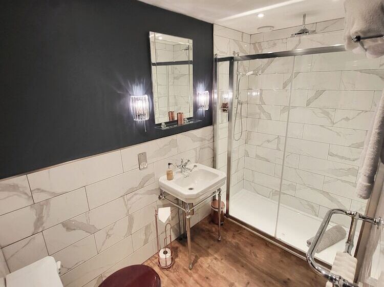 פנסיון Belle Vue Guest House