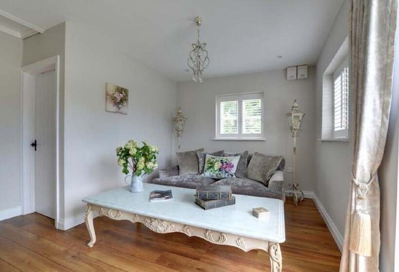 膳宿费 Brunger House