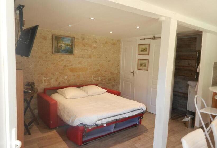 Пансион Chambres D Hôtes La Catounière