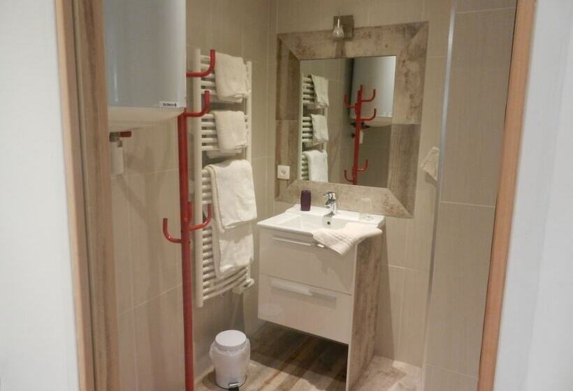 Пансион Chambres D Hôtes La Catounière