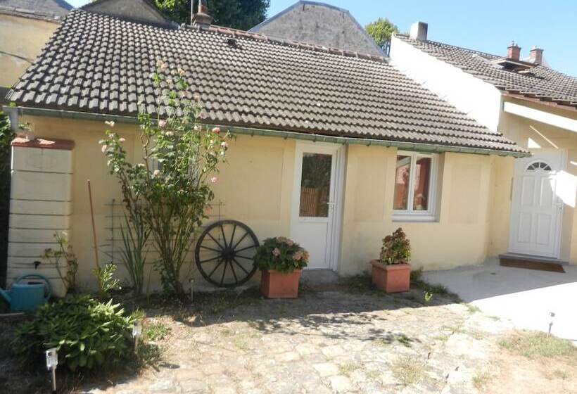 Пансион Chambres D Hôtes La Catounière