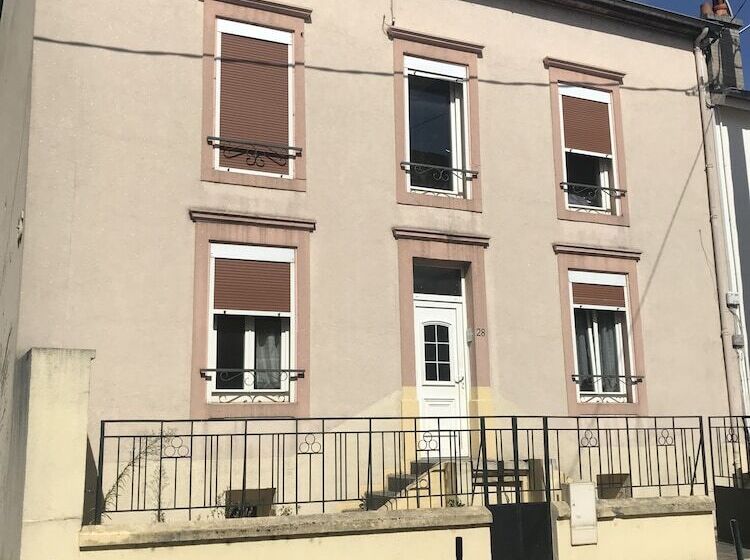 Пансион Chambres Privées Ysy