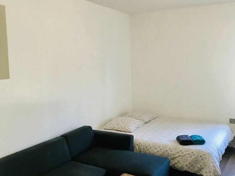 펜션 Chambres Privées Ysy