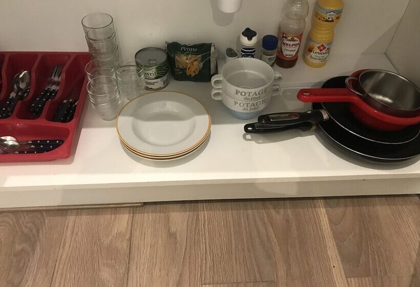 펜션 Chambres Privées Ysy