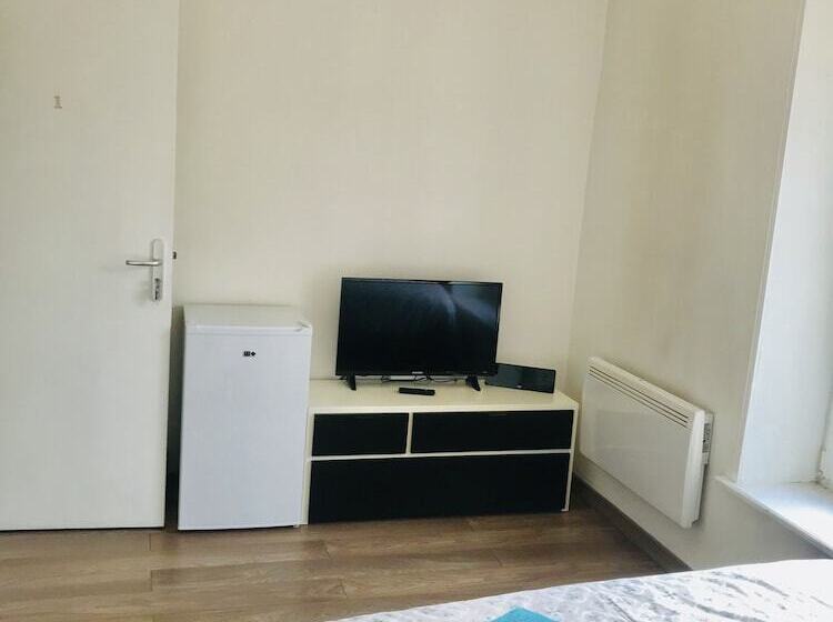 Пансион Chambres Privées Ysy