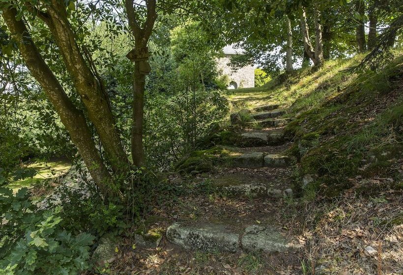 بنسيون Château Du Grand Val