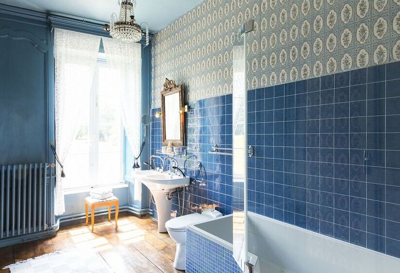 بنسيون Château Du Grand Val