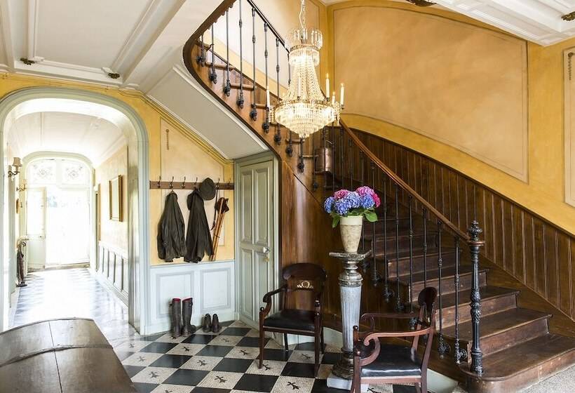 بنسيون Château Du Grand Val