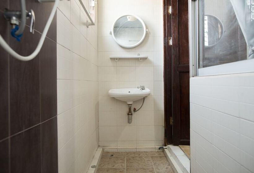 פנסיון Heunviang House