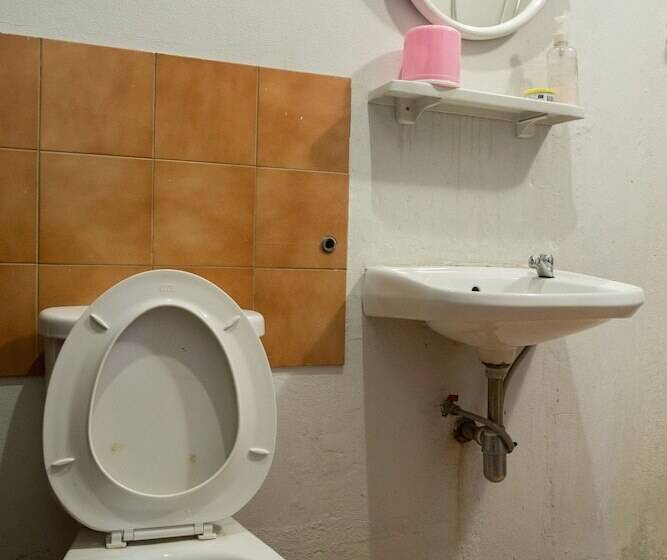 פנסיון Heunviang House