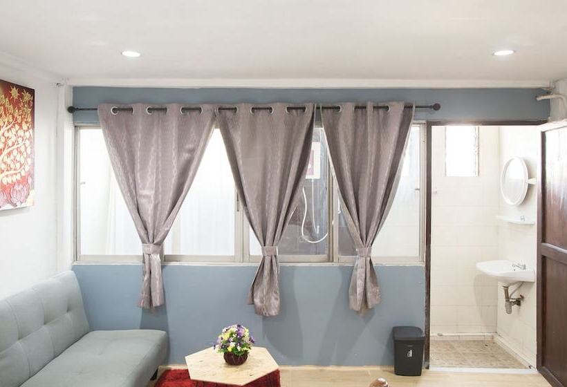 פנסיון Heunviang House