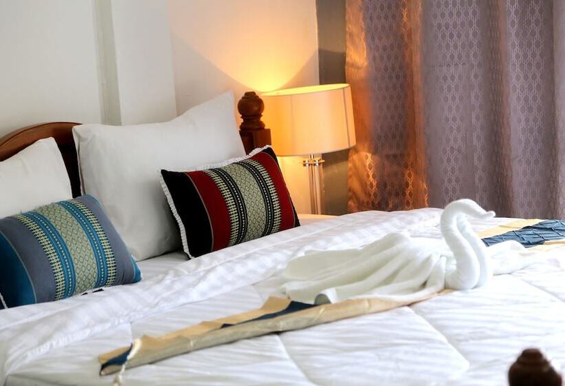 פנסיון Heunviang House