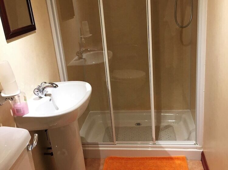 Pensionat Kathmore Guest House