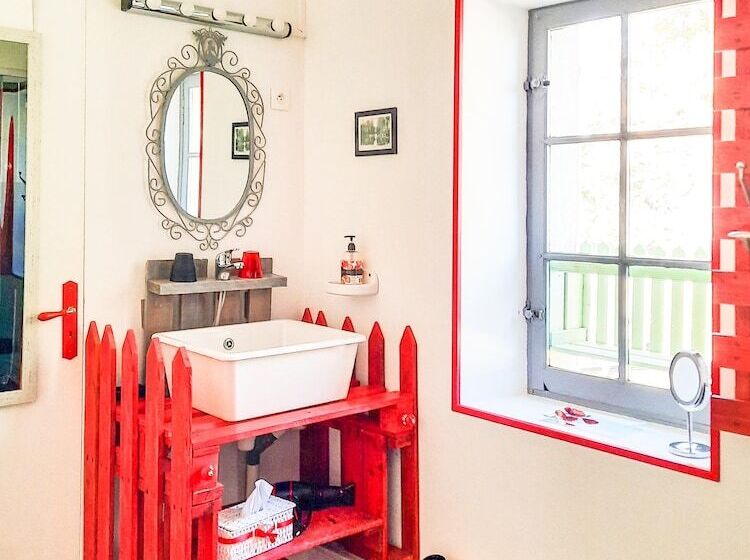 膳宿费 La Bonne Planque