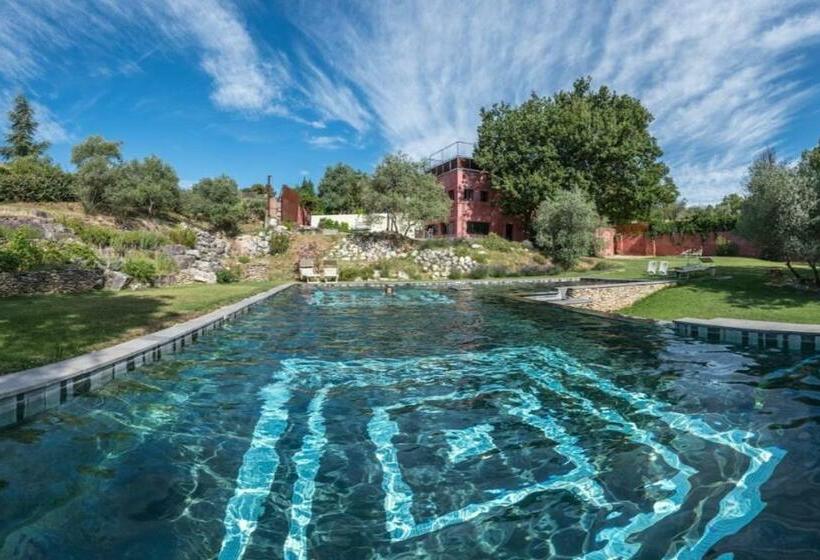 ペンション La Medievale Du Luberon