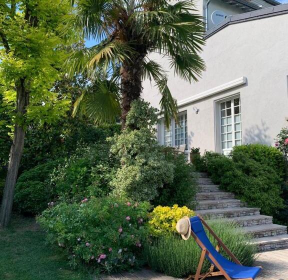 Пансион Maison D Hôtes Joussaume Latour