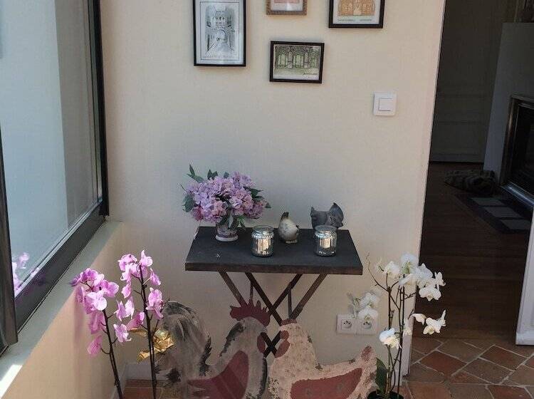 Пансион Maison D Hôtes Joussaume Latour