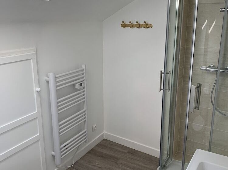 Пансион Maison D Hôtes Joussaume Latour