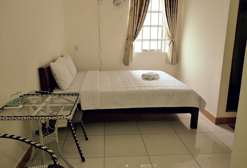 پانسیون Rabbit Motel