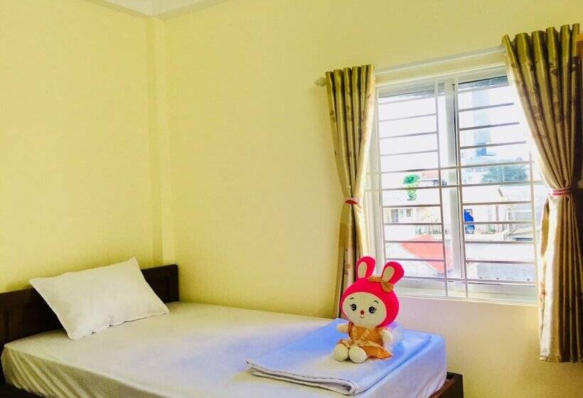 پانسیون Rabbit Motel