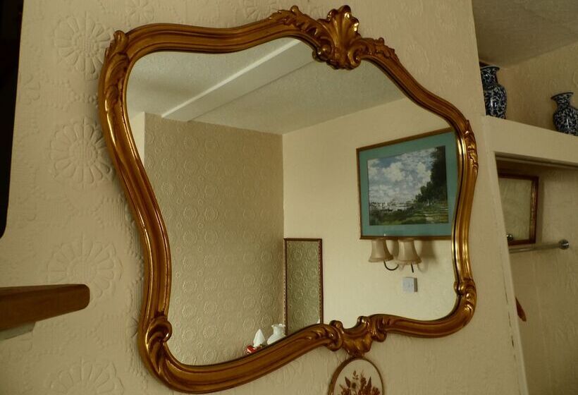 Пансион St Martins Guest House