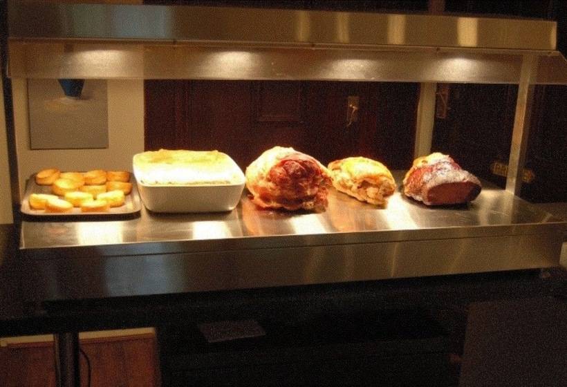 膳宿费 The Moth And Lantern