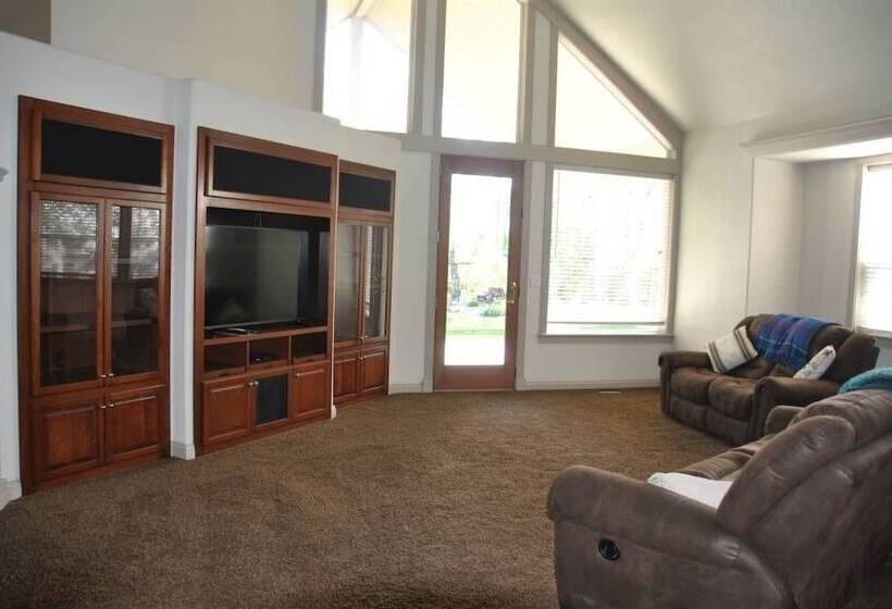 Perfect Moments B&b And Event Venue