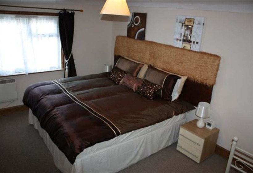 Robertsbridge Retreat Upper Apartment