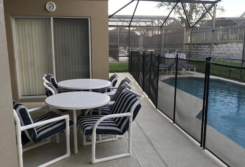 4br 3ba Home In Emerald Island Resort By Cv 8540