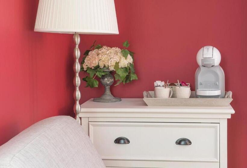 مبيت وإفطار A L'ombre Des Pins