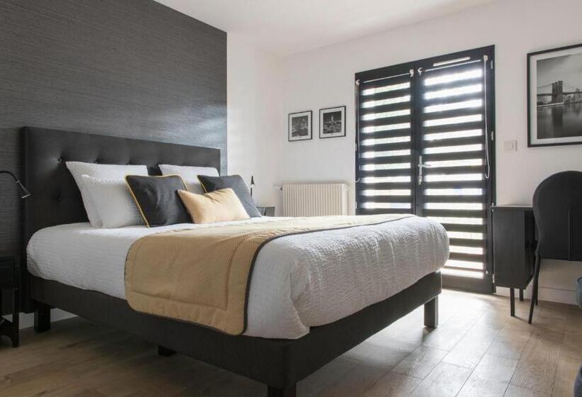 مبيت وإفطار A L'ombre Des Pins