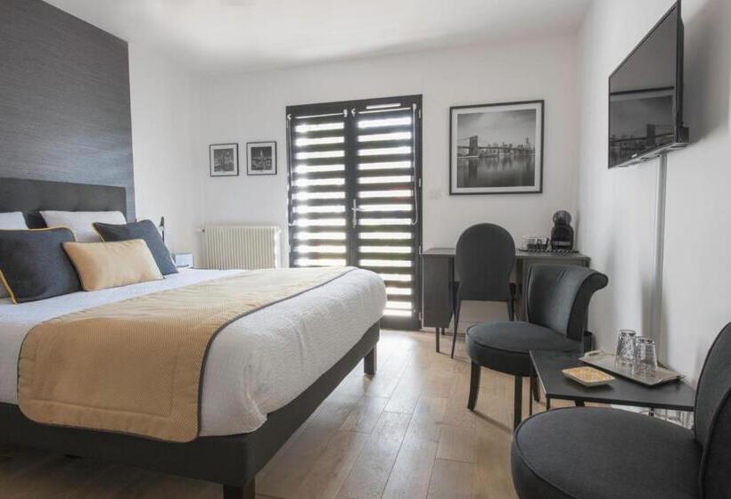 مبيت وإفطار A L'ombre Des Pins