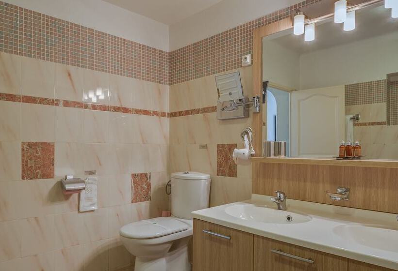 تختخواب و صبحانه Chambres D Hôtes Villa Cédria
