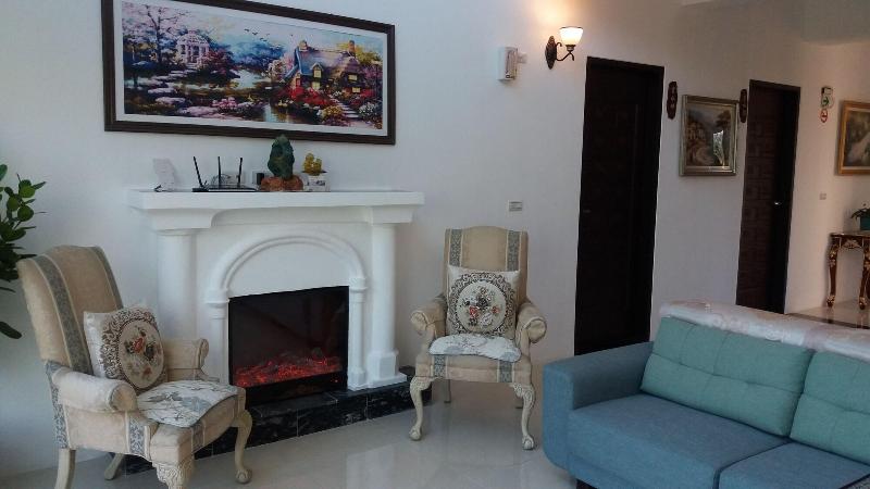 تختخواب و صبحانه Gihak Homestay