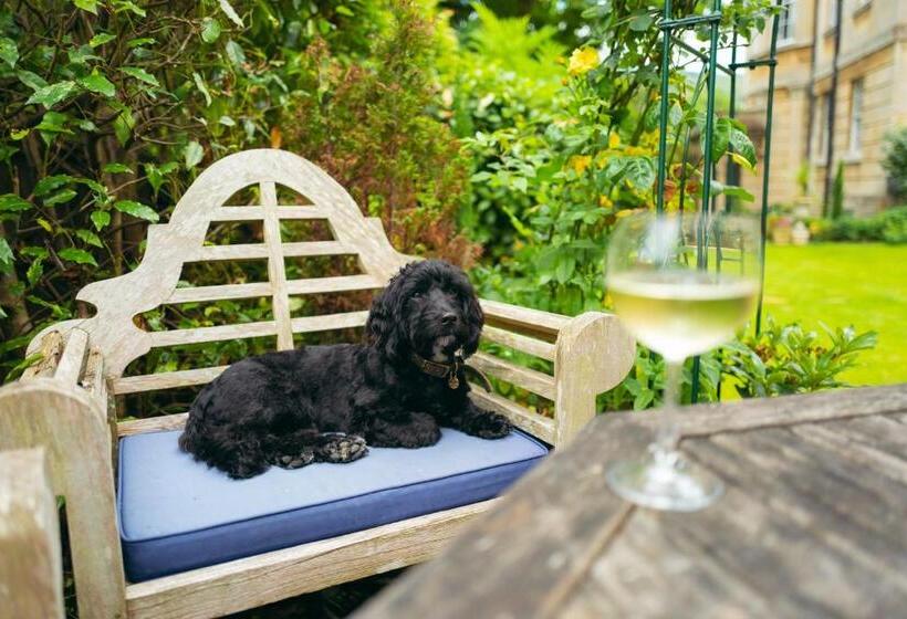 민박 Grosvenor Villa