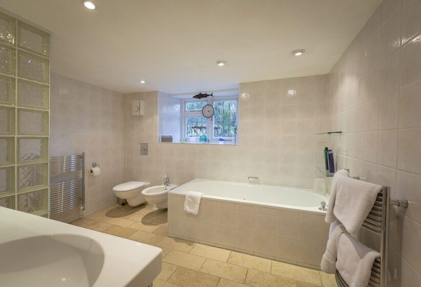 민박 Grosvenor Villa