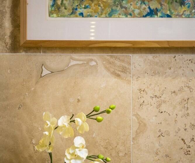 민박 Grosvenor Villa