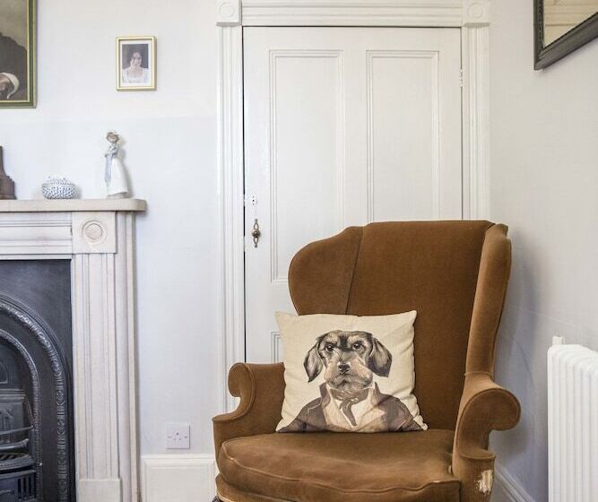 민박 Grosvenor Villa