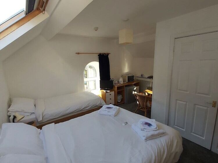 Bed and Breakfast Isallt Guesthouse