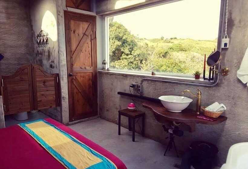 تختخواب و صبحانه Kenting Sky Villa