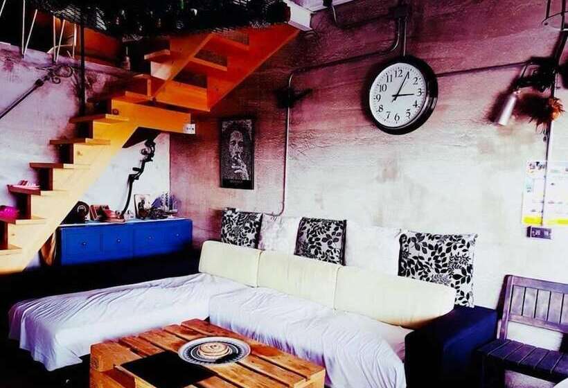 تختخواب و صبحانه Kenting Sky Villa